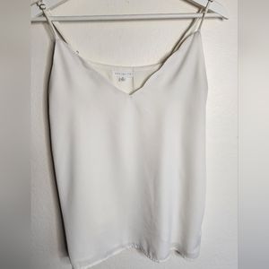 White socialite camisole v-neck Scalloped